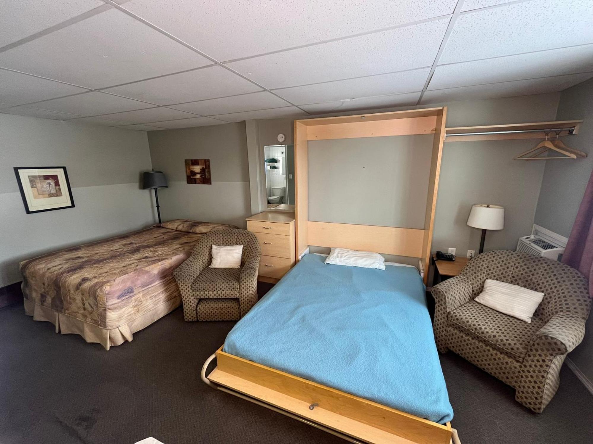 סילבן לייק Raccoon Lodge Motel חדר תמונה