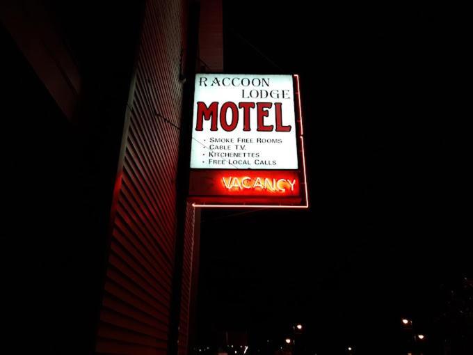 סילבן לייק Raccoon Lodge Motel מראה חיצוני תמונה